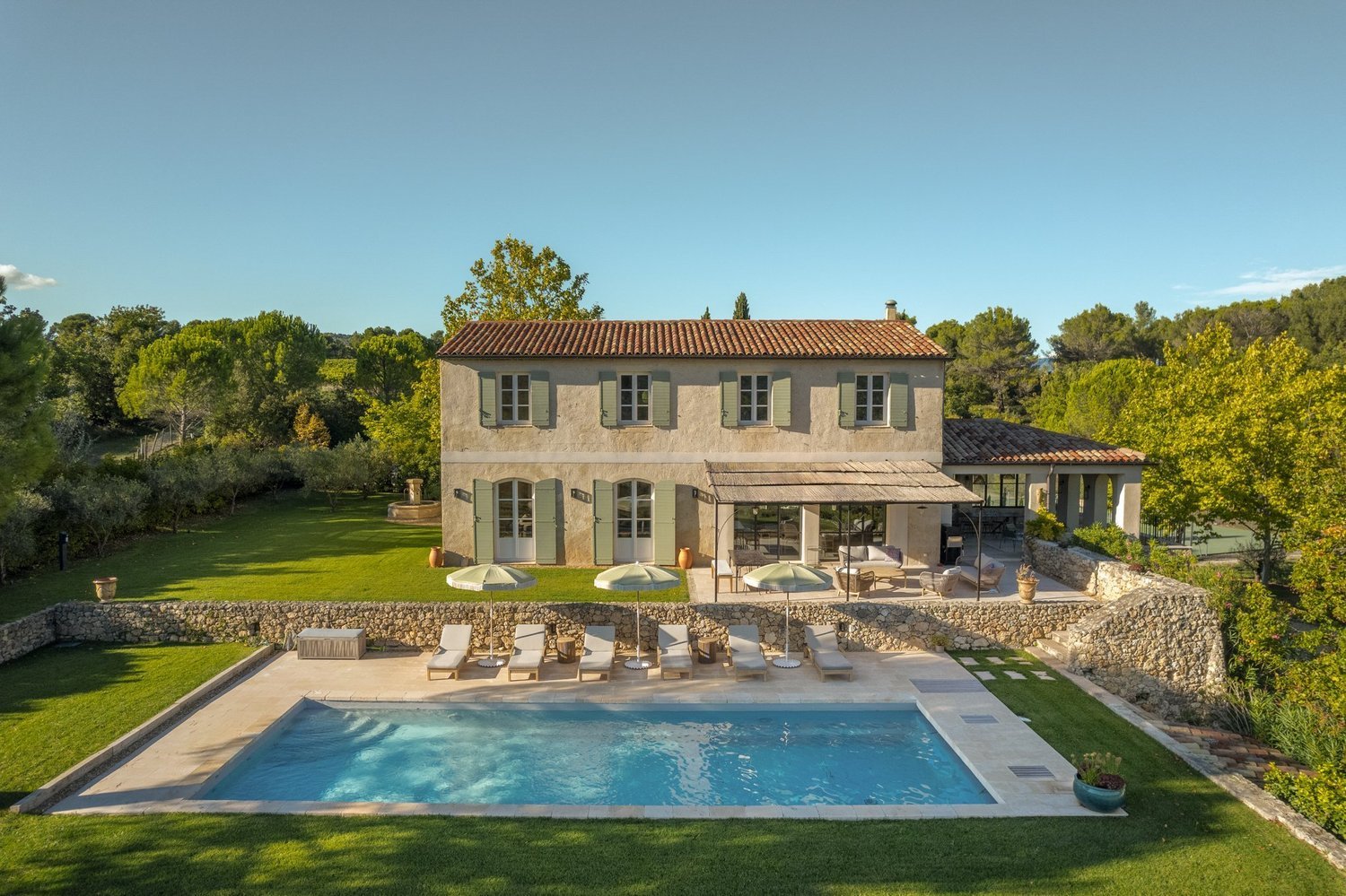 Une bastide provençale mise en valeur pour la location courte durée